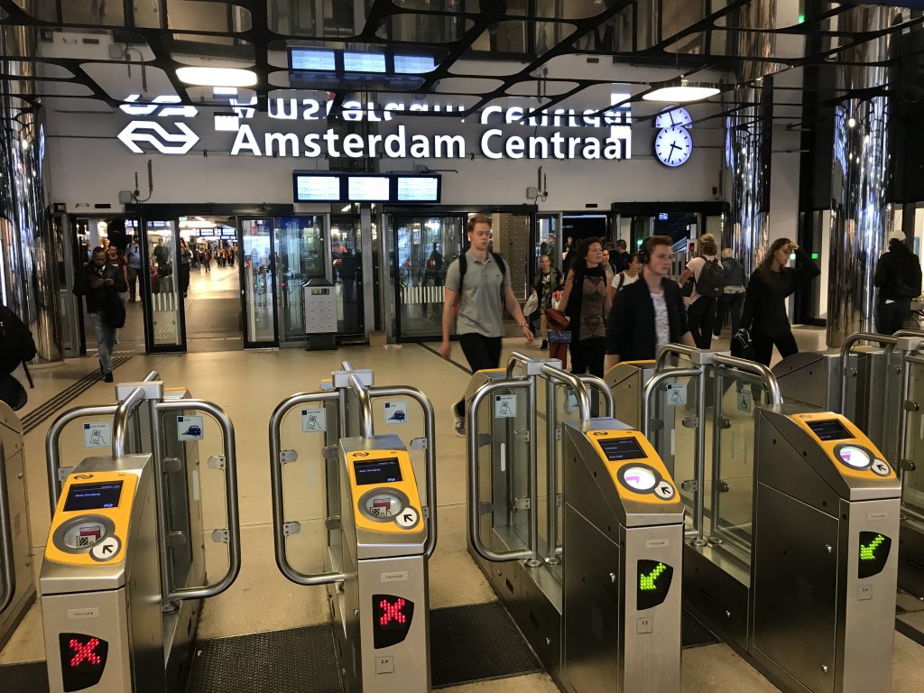 Efficient en Beheerst Ontruimen Station Amsterdam CS