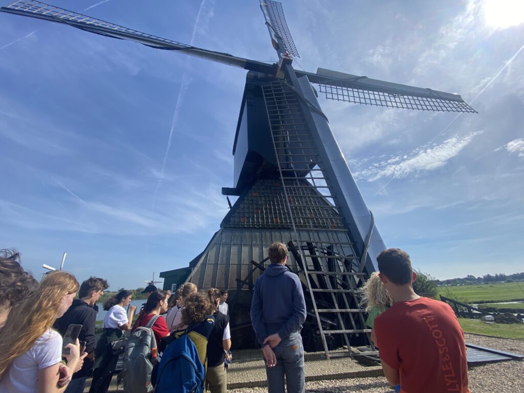 Een Waterteruglaat voor de Blokkermolen